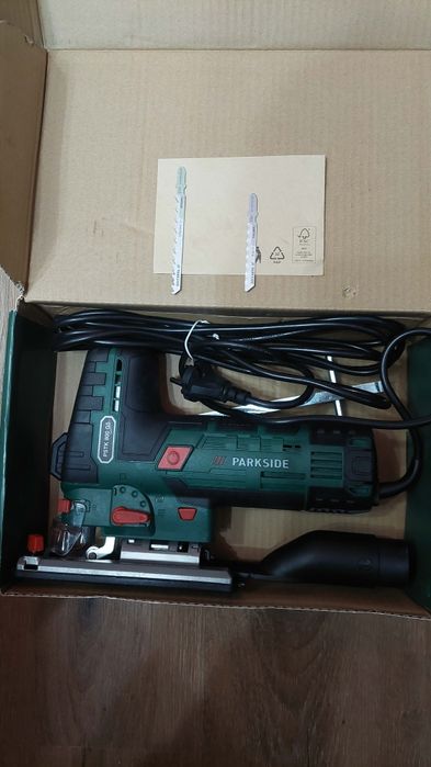Ferăstrău pendular Parkside PSTK 800 W, 3100 rpm, Nou!