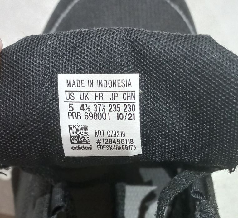 Детски зимни маратонки Adidas Traxion