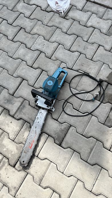 электрическая пила Makita