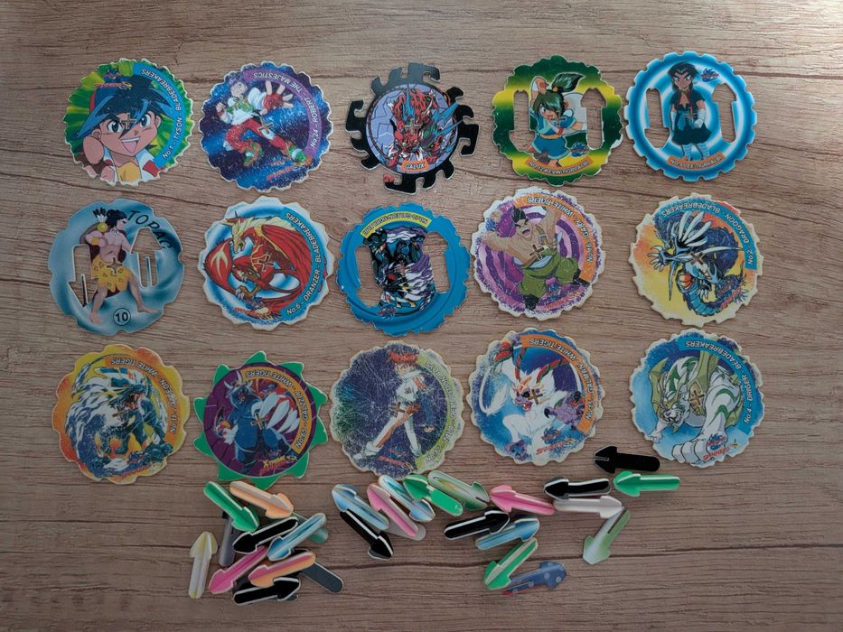 Лот ретро тазове 2000s: Pokemon, Yu-Gi-Oh, Beyblade, Harry Potter