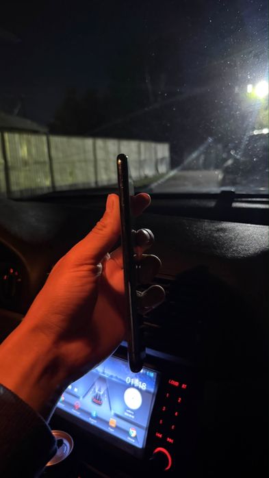 продается iphone XS MAX