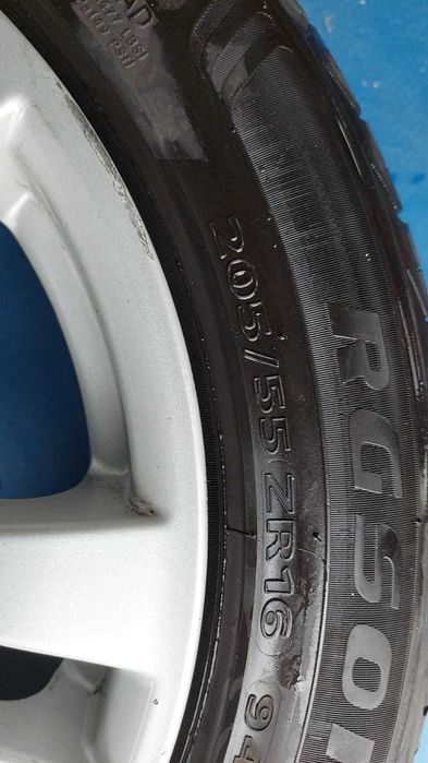 Гуми с джанти 205/55R16 за Mercedes-Benz
