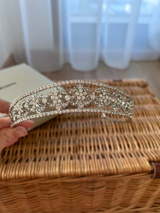 Tiara mireasă Pronovias – Les Accessoires Barcelona, impecabilă