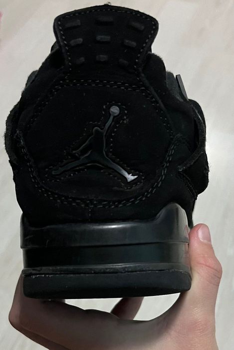 Обувки Air Jordan 4, Air Jordan 1, new balance 530