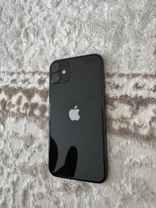 iPhone 11  64гб