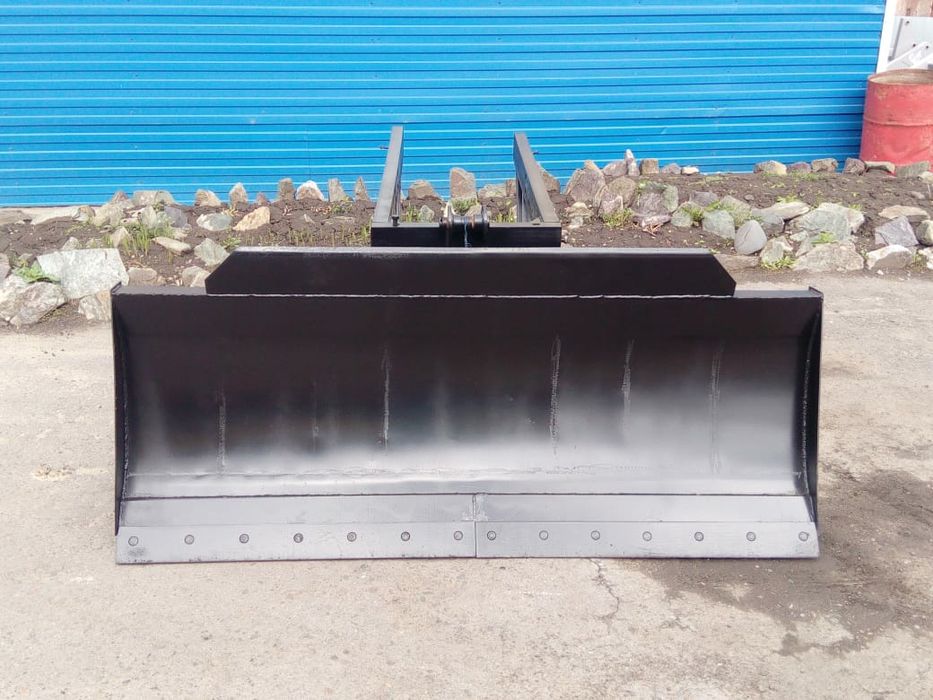 Отвал бульдозерный неповоротный