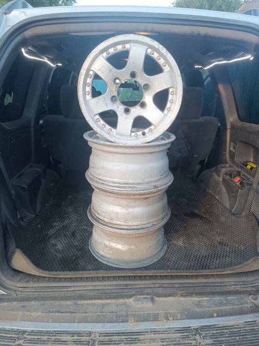 Продам комплект дисков r15