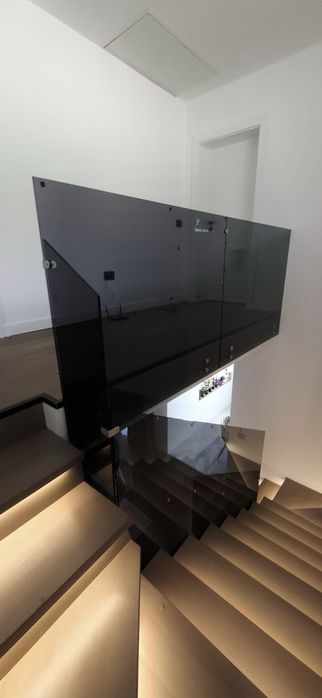 Balustrade din sticlă securizată