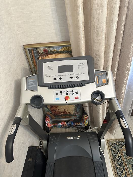 Беговая дорожка.