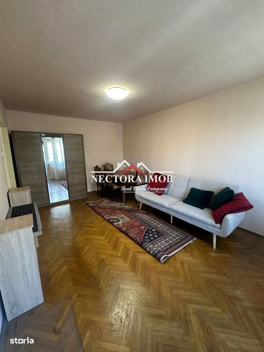 NECTORA IMOB-Apartament 3 camere, Etaj 3, 70 mp, Mobilat/Utilat — fotografia 1