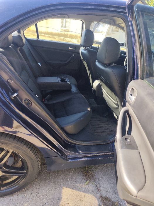 Honda Accord 7 2.0 v tec