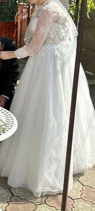Rochie de Mireasa eleganta cu dantela,marimea 36-38