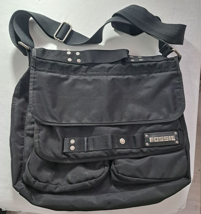 Geanta  barbateasca Fossil