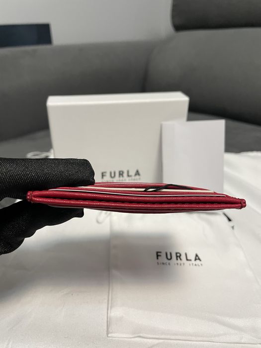 Червен нов кардхолдър Furla