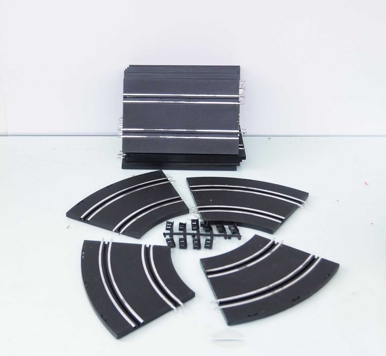 Set Piese curbe si drepte pentru circuit Carrera Servo Incluse pentru pista de rulaj