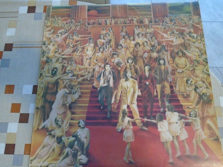 Rolling Stones-its only rock and roll