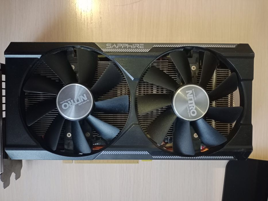 Видеокарта R9 380X 8GB
