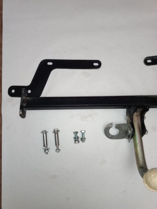 Новый  Фаркоп полный комплект