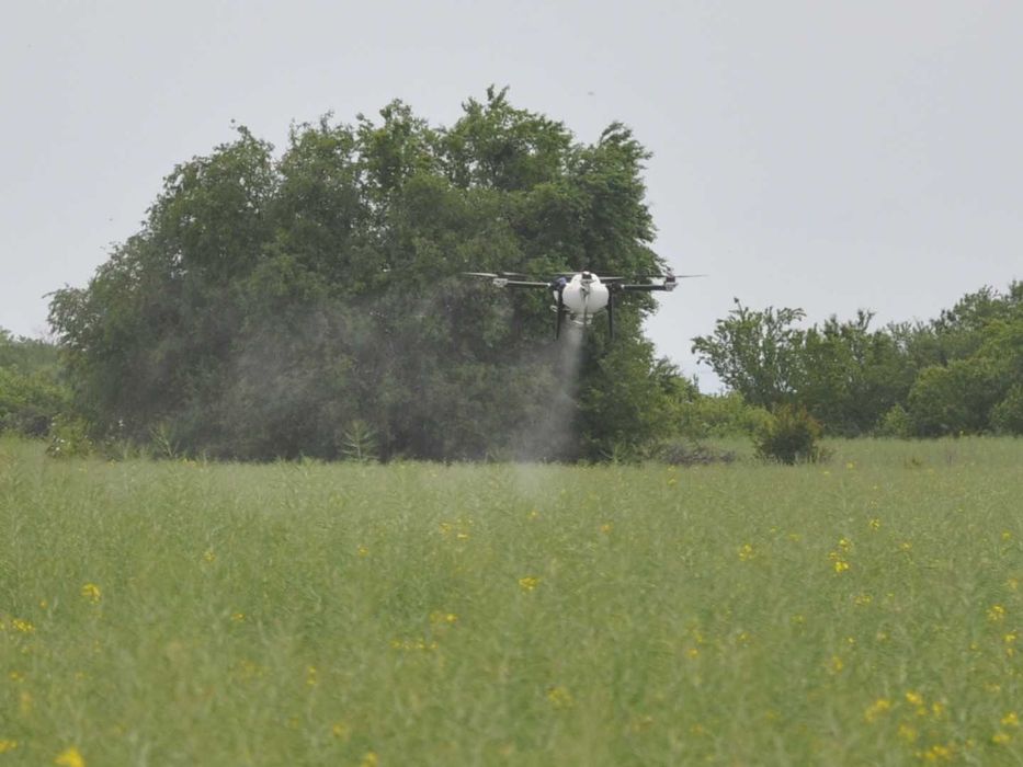 Земеделски дрон пръскачка 10л