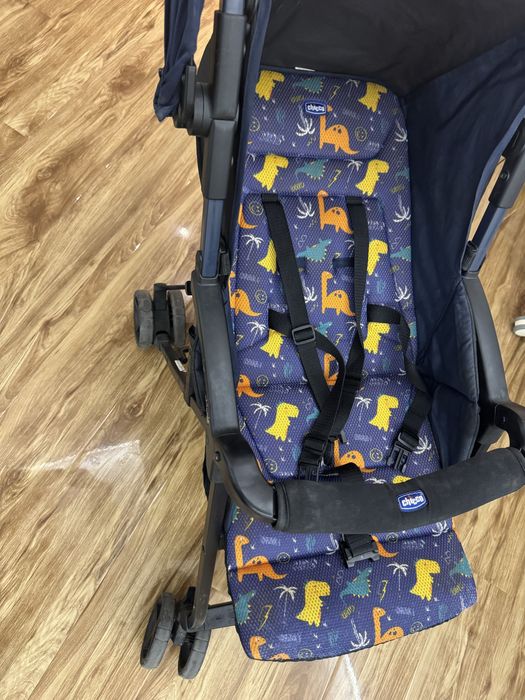 Продаётся детская коляска Chicco