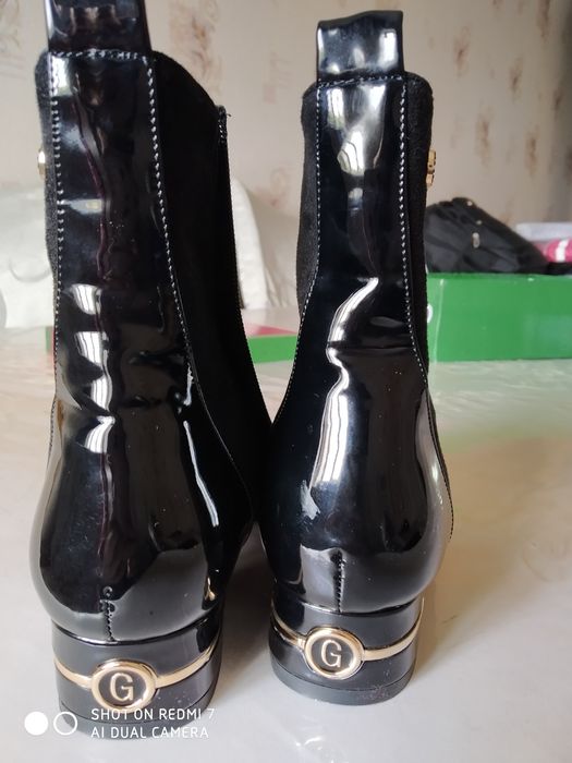 Качественные женские сапоги .