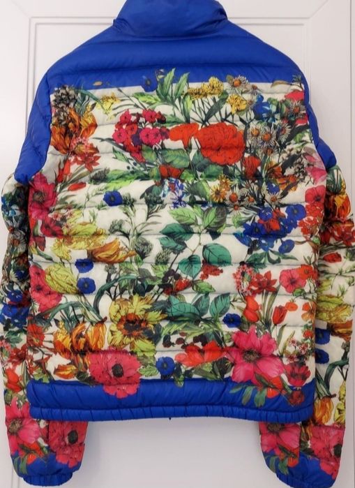 Женская куртка Moncler