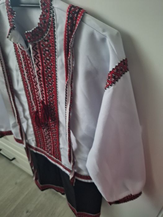 Costum popular pt copii