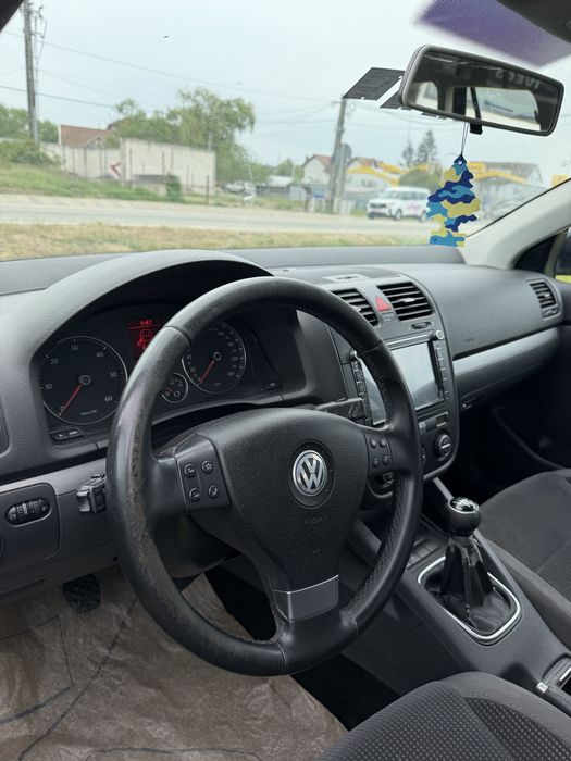 Golf 5 1.9 TDI 105 cp