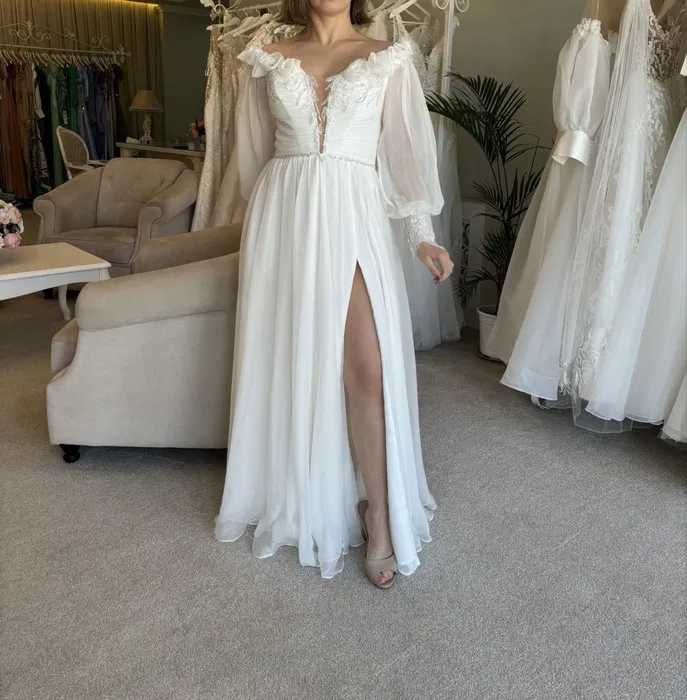 Rochie mireasă BOHO din mătase naturală, linie A, umeri goi, șliț + voal, potrivita pentru XS/34, S/36 sau M/38