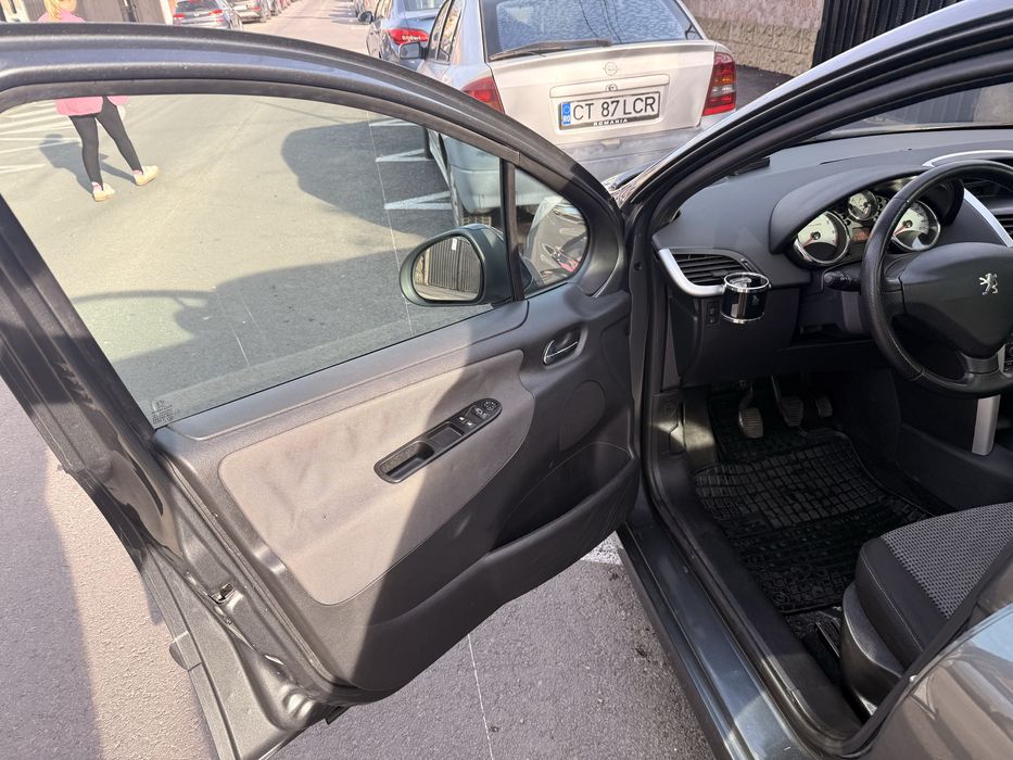 Peugeot 207 SPORT