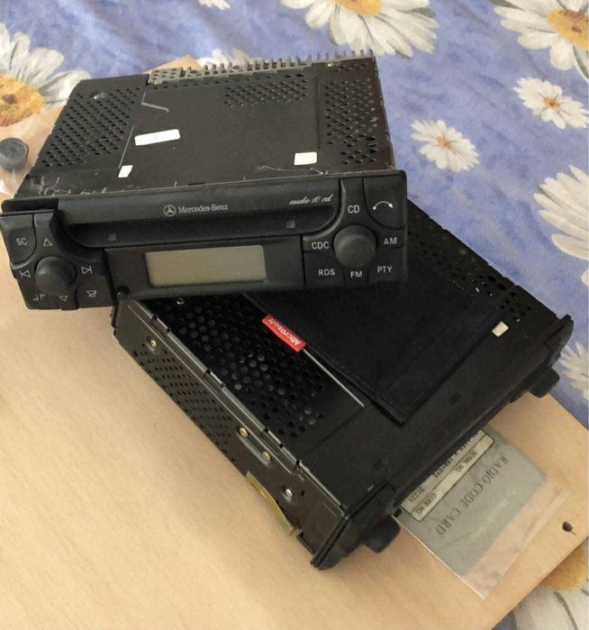 3 броя радиа Mercedes-Benz AUDIO 10 CD Alpine MF2199