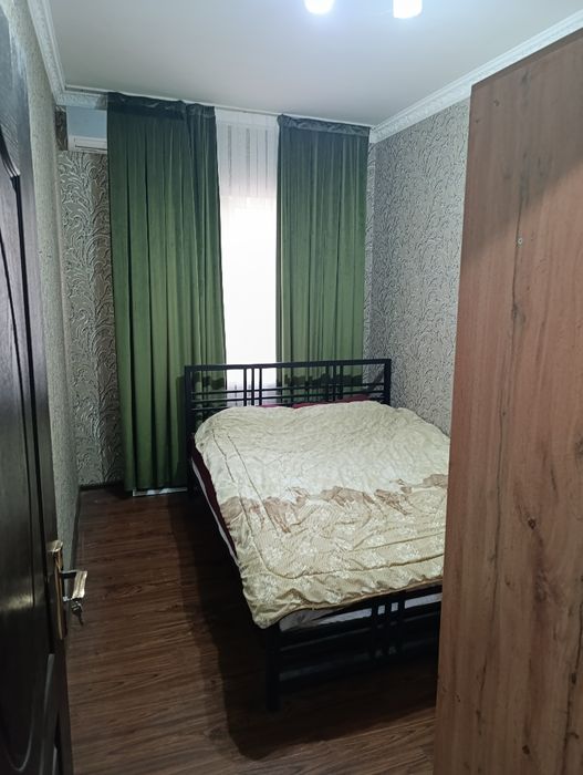 Продам двухкомнатную квартиру на Карасу 1