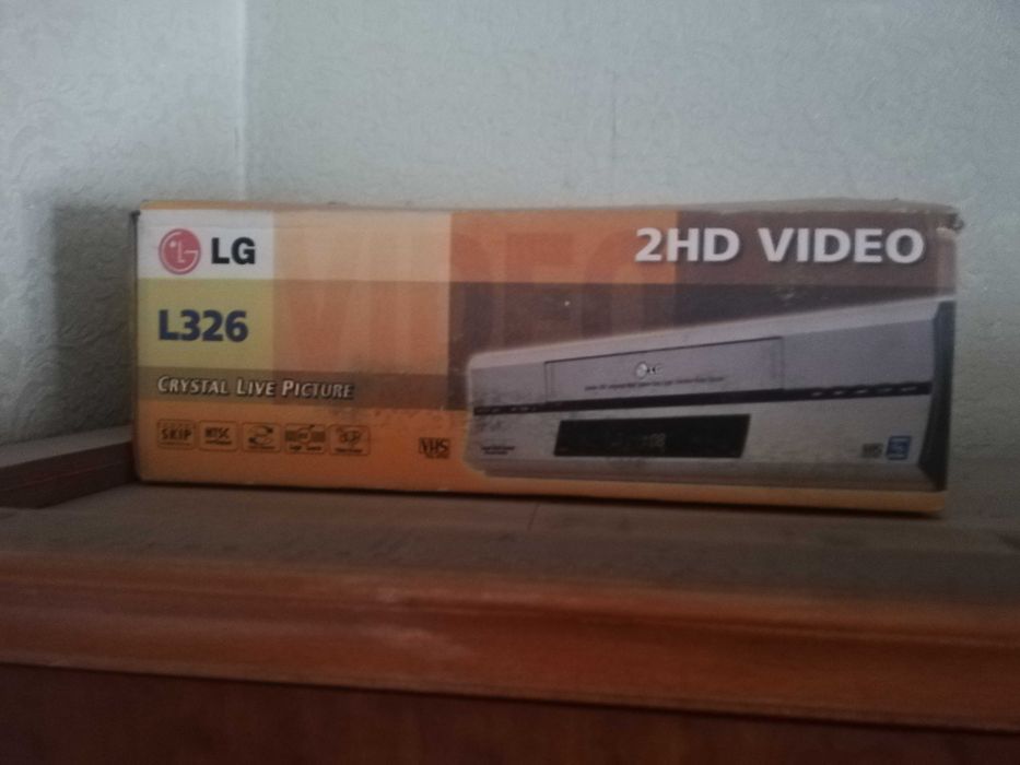 Продам видеомагнитофон