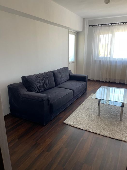 Ofer apartament in chirie