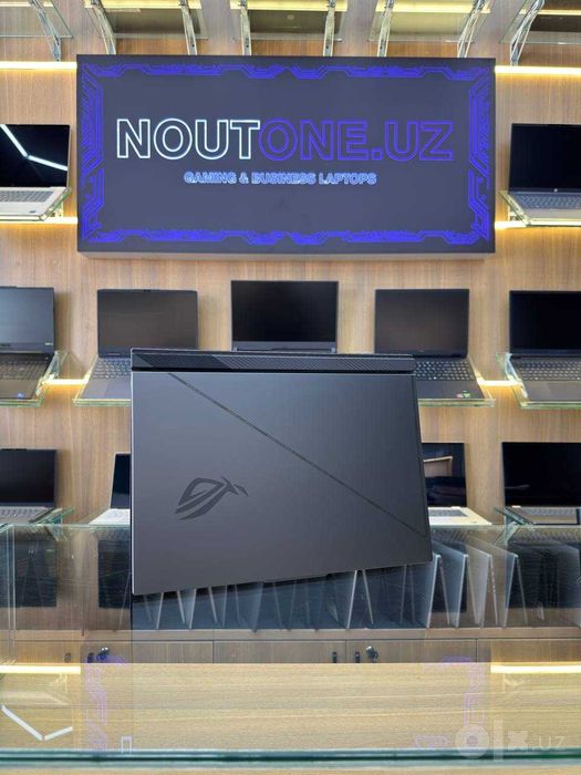 Noutbuk Asus ROG STRIX Core i9 13980HX  RTX4060 16/1TB  18.0 IPS 240Hz