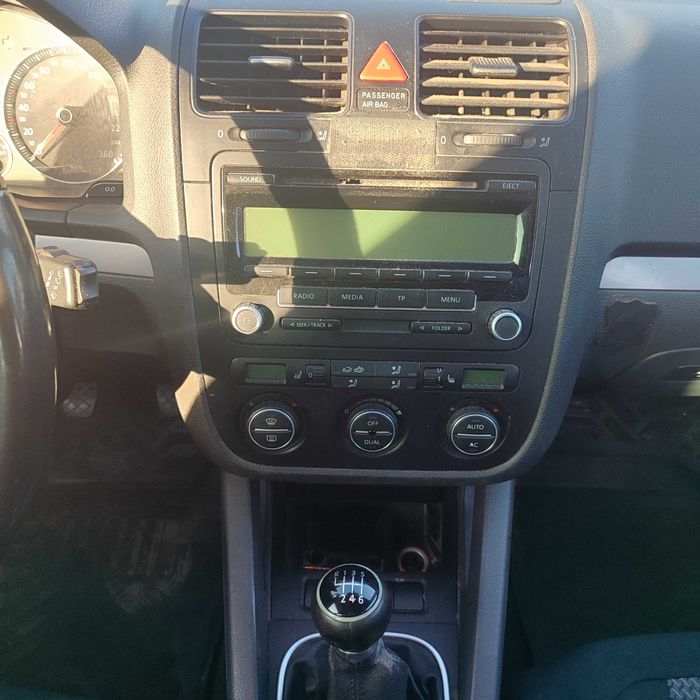 Vând VW Golf 5 Break 1,4 TSI an 2009 stare impecabila