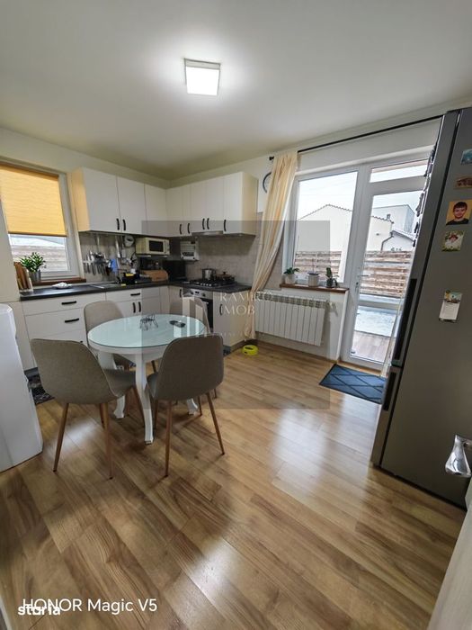 Vila Individuala 4 camere,200 mp  curte/Otopeni x