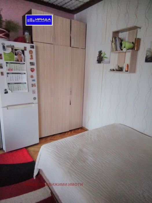 Къща в гр. Нови Искър