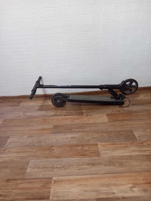 Продам Электросамокат