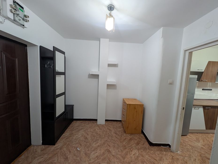 Închiriez apartament 2 camere Trivale complex 1