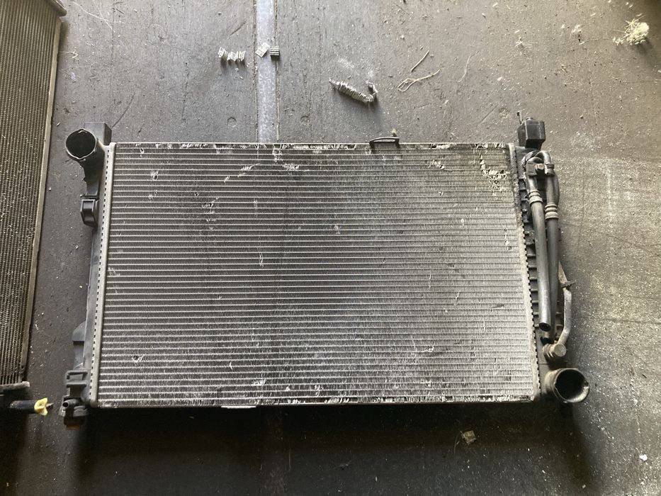 Радиатор системы охлаждения Мерседес W203 / Mercedes W203