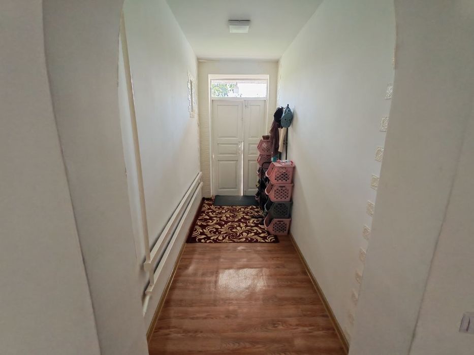 Продаётся дом, большой участок