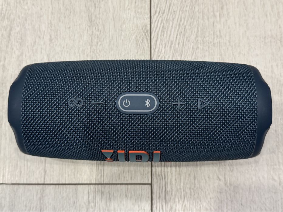 JBL Charge 5 Albastru