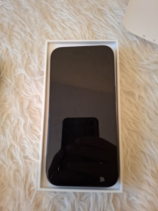 Iphone 16 128GB, черен