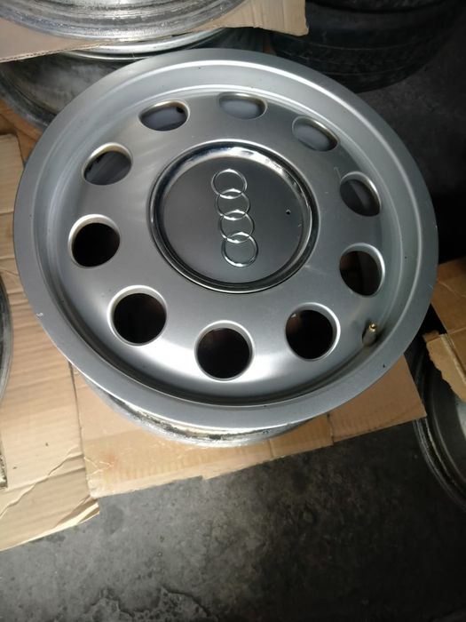 Ауди R15 состояние новая