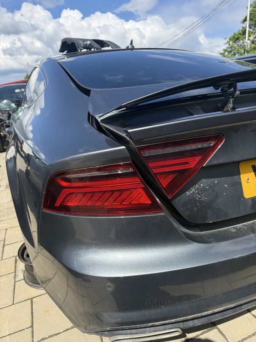 Triple , bara spate s line audi a7 facelift an 2016