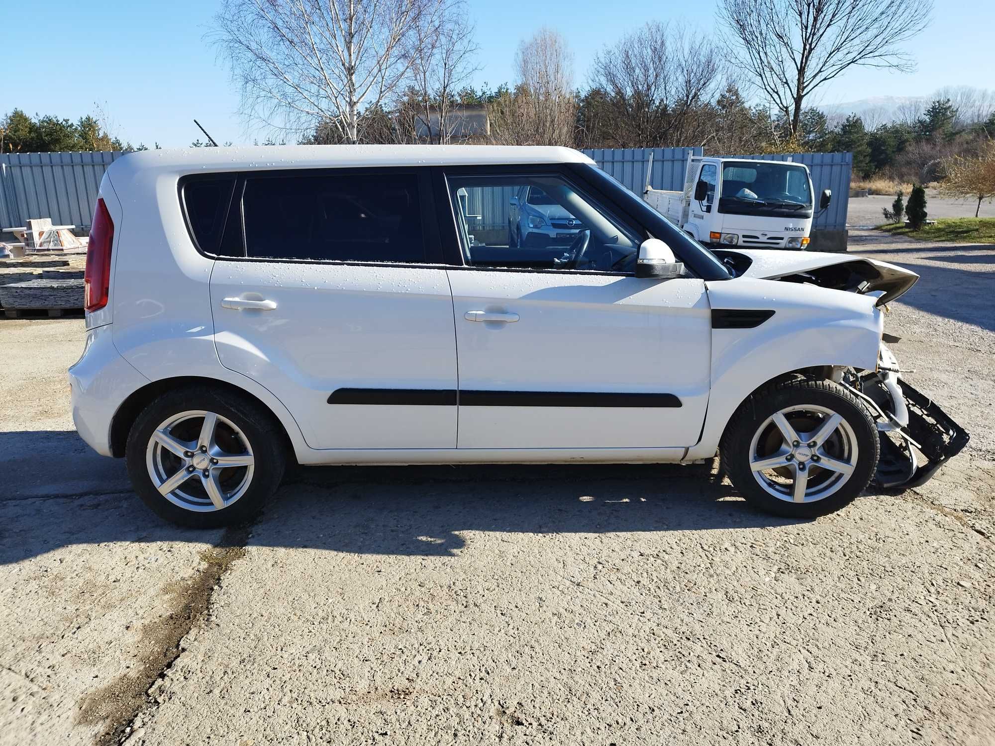 На части Киа Соул Kia Soul 1.6 бензин 2012г. Автомат гр. Перник Калкас ...