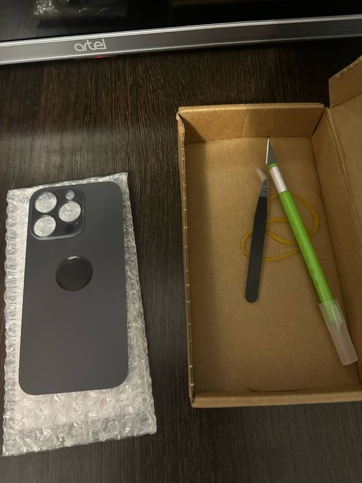 Крышка стекло заднее iphone 14 pro