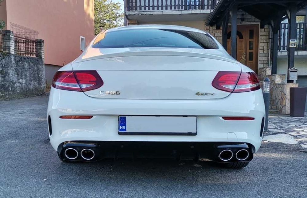 Difuzor Bara Spate si Tobe Mercedes C-Class C205 A205 (2014-2019) C43