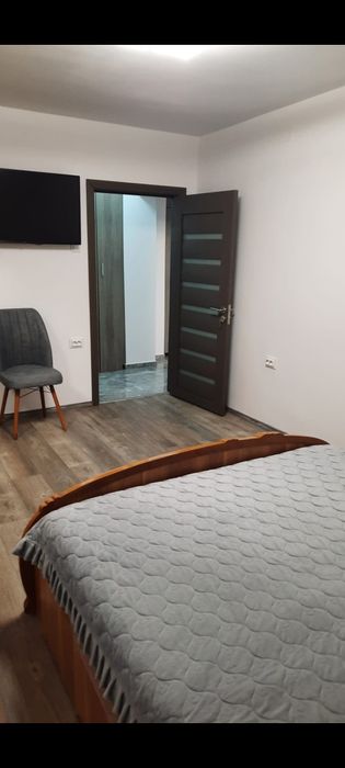 Inchirierez  apartament  2 camere